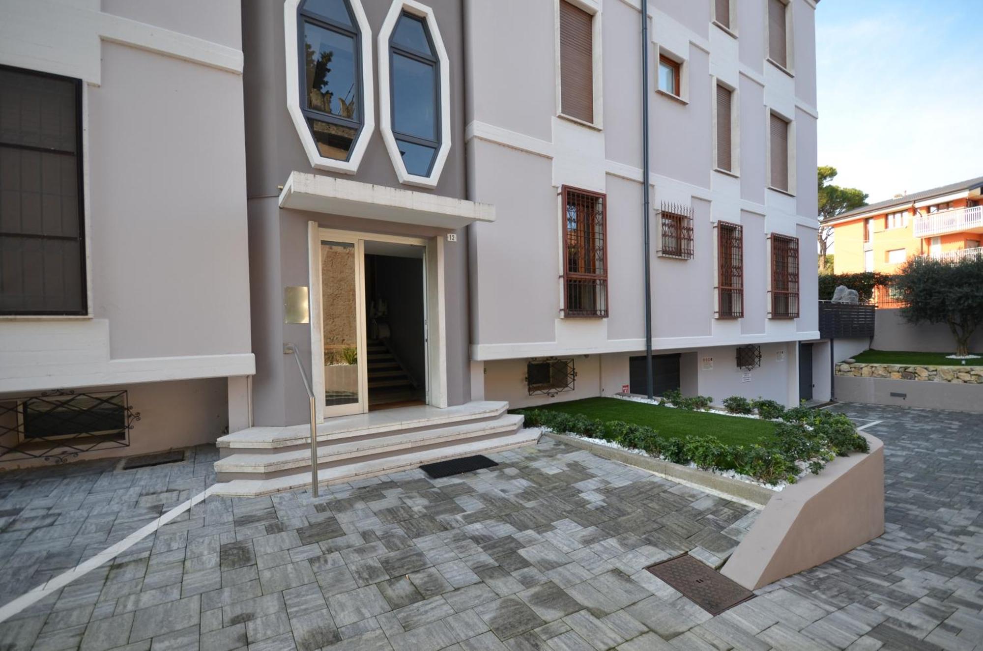 La Boheme Peschiera Luxury Apartment Peschiera del Garda